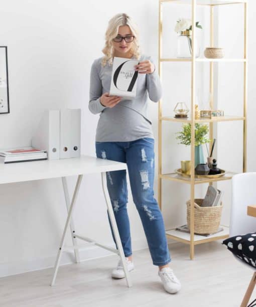 Серый лонгслив для будущих и кормящих мам Wife Mom Boss Серый лонгслив для будущих и кормящих мам Wife Mom Boss — изображение 4