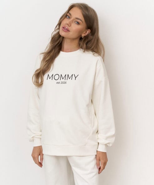 Молочный свитшот для будущих и кормящих мам MOMMY est 2026